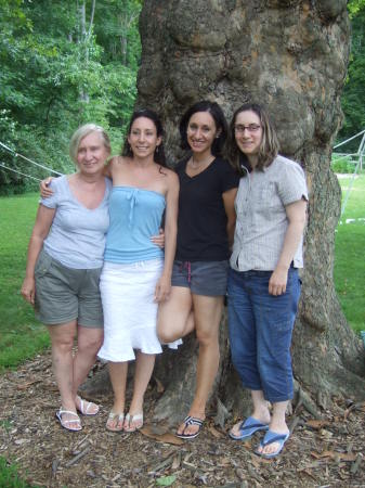 Mom, Carolyn, me & Lanie 2007