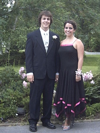 Zac and Hilma going to Senior Prom