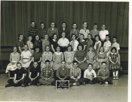 Mrs. MacDonald's 5th and 6th grade class - 1958-1959