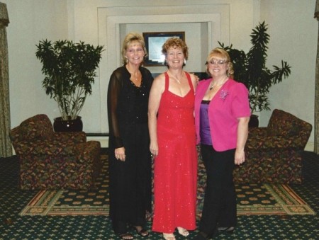 Pam, Myrt and Annette