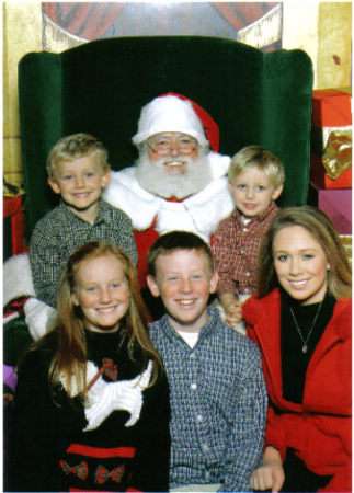 Kids with Santa 2004