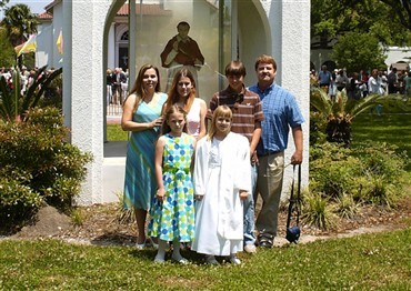 faye and family