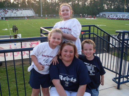 me & kids at haralson high first game 08'