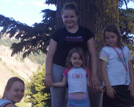 4 Girls at Crater Lake National Park