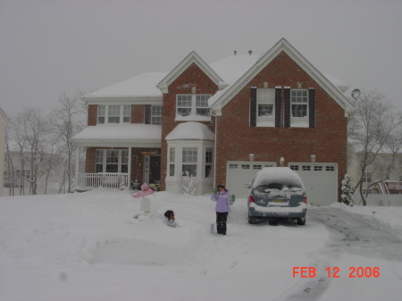 02-11-06 snow storm 1' 1/2 of snow