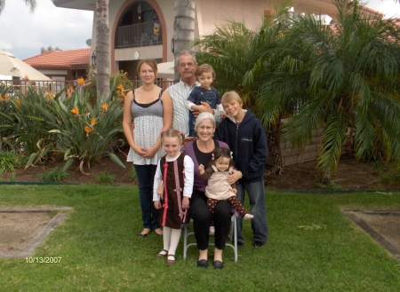 Ron & Susan Hickman with 5 of 6 grand kids