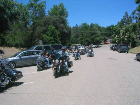 Lining up for a ride in Cali