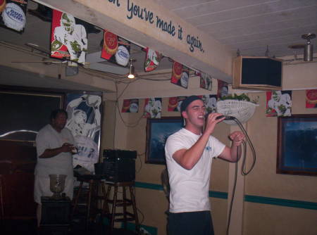 Longboards Bar in Honolulu