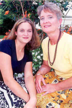 Aug. 1997: Amy & Edie in Edward's Gardens