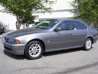 2003 BMW 525i