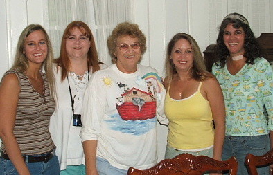 Michelle, Donna, Mom, me, and Tracy