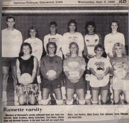 Girl's Varsity Vollyball team