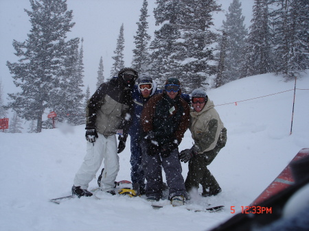 Hale Mcloud and Grossmann  and aaron in Utah boarding!