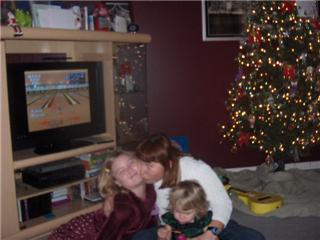 me and my  neices on christmas 07