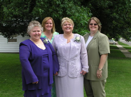 The Bouye women! Mom, Susie and Sisters