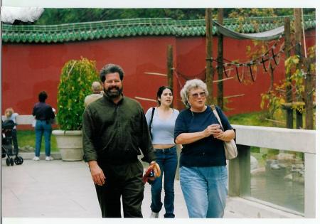 Me, Mom & Annalisa at the Memphis Zoo