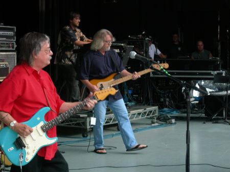 The Surfaris 2005