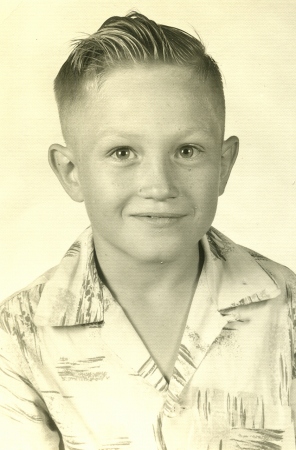 Vic Z. (4th - Age 9/10 - 1957/58).