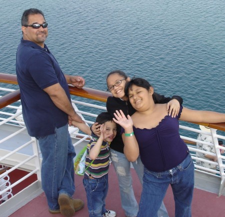 Cruizin' to Ensenada, Mexico w/family