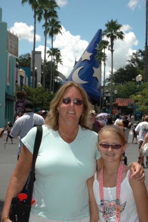 MGM Studios 2006 w/ youngest daughter Lindsey