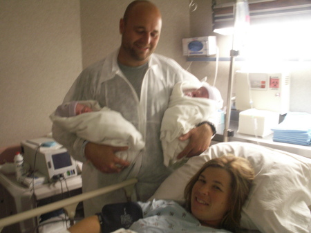 Mom,Dad and Twins