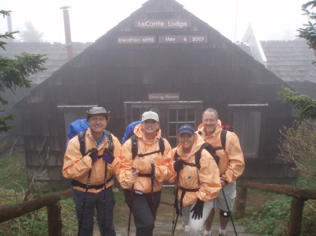 Ann, Greg & Friends Mt LeConte May 07