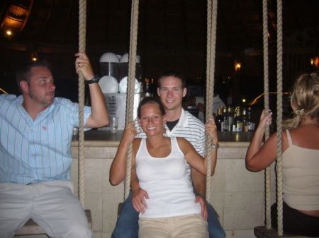 Swing bar in Cancun