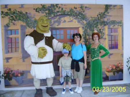 Pam and Kyle with Shrek at Universal 2005