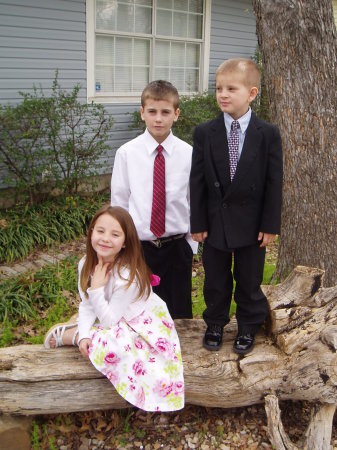 Dallan, Ashley & Jordan Easter 2008