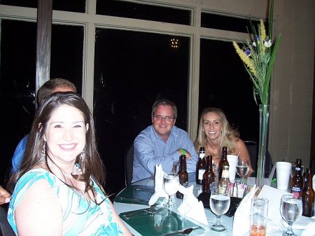 Marla, her hubby Lance, Asheley and her husband Loren chillin at the banquet