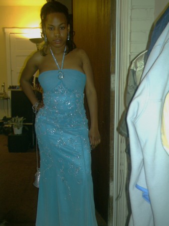 this is my daughter going on her junior prom