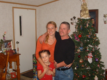 Amanda and Ray and Lexi Christmas 07