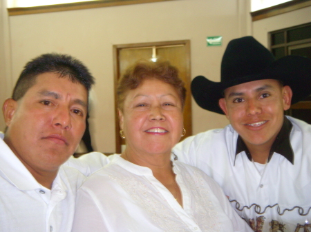 Mom, Joe & Javier