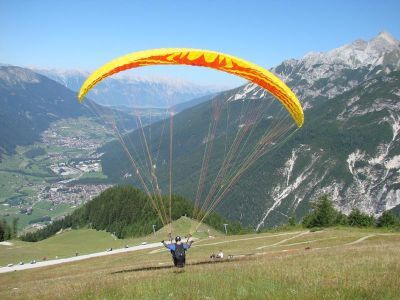 Summer flying in the Alps