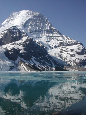 Berg Lake and Mt. Robson - Highest Mtn. in Canadian Rockies!