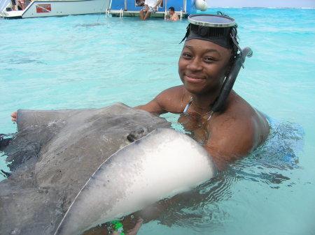 Kimmesha in Cayman Island