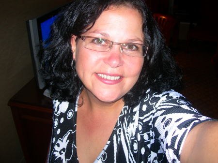 Mary Luz-Johnsen's Classmates® Profile Photo