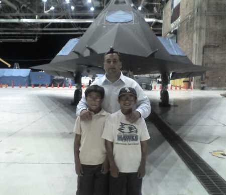 Ron and boys with Stealth aircraft