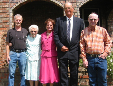 Me, Mom, Brenda, Steve and Melvin