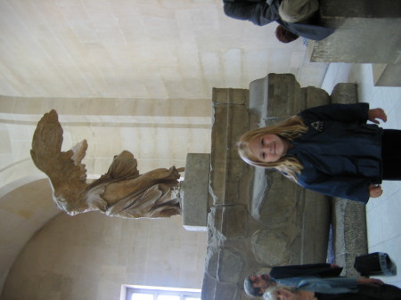 olivia at the louvre