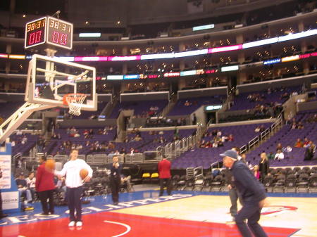 Rennie Shoots for Chaq at Staple Center