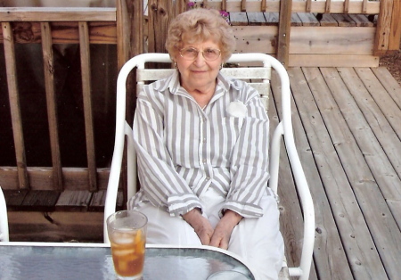 Mom's 89th Birthday (8/2007)