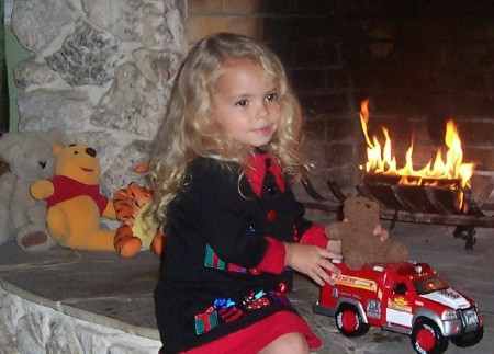 Madelyn Christmas 2004