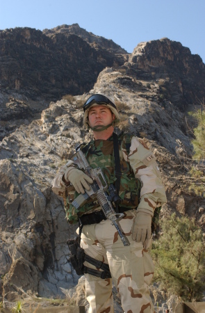 Joe B in Khyber Pass (Afghanistan/Pakistan Border)