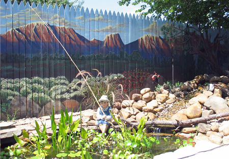 second pond(much smaller) with mural on fence
