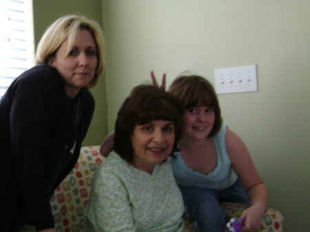 03/08 aunt pat, marissa, and me