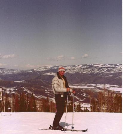 About 38 yrs old in Aspen, Co.