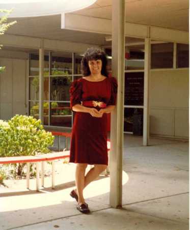 GREG'S WIFE, SHARON, AT NFM CAMPUS (20-YEAR HS REUNION) JUL/89