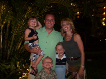 Family Pic - Mexico 2005