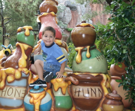 Ryan & The Hoeny Jar (2007 Vacation)